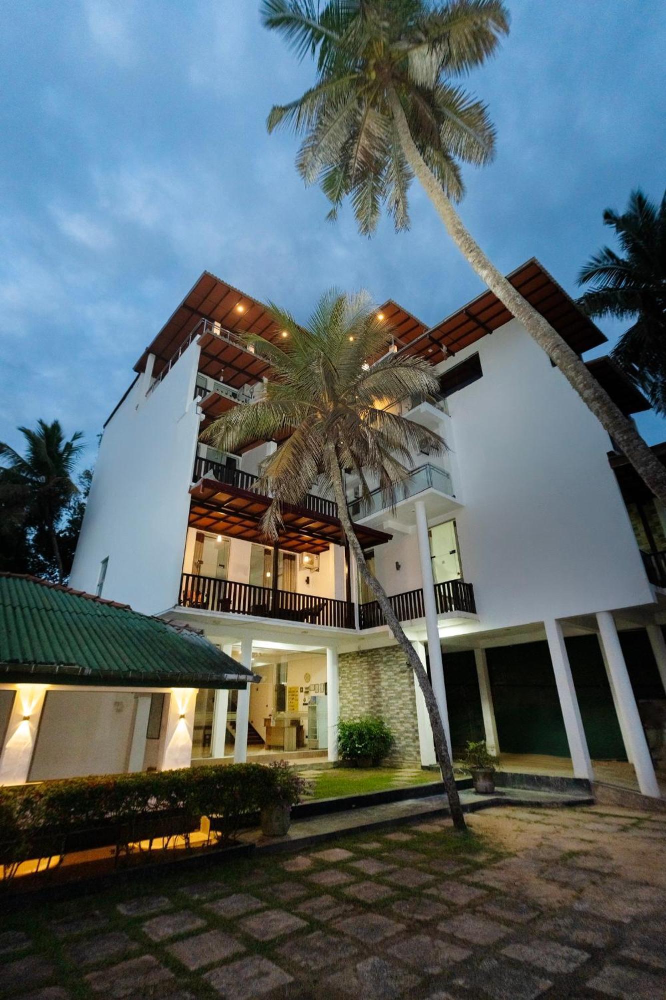 Sea View Tourist Inn Tangalle Zewnętrze zdjęcie